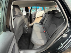 2015 SEAT Leon 1.6 Tdi Se Euro 6 (s/s) 5dr in Black — image 5