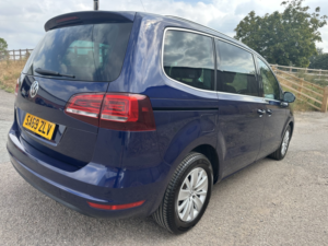 2019 Volkswagen Sharan 2.0 Tdi Se Nav in Blue — image 5