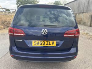 2019 Volkswagen Sharan 2.0 Tdi Se Nav in Blue — image 6