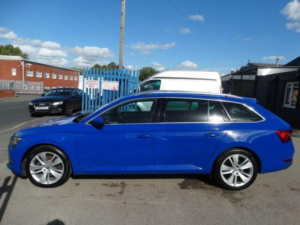 2021 Skoda Superb 1.4 Tsi Iv 13kwh Se L DSG Euro 6 (s/s) 5dr in Blue — image 4