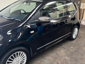 2013 Volkswagen Up! 1.0 High Up! Euro 5 3dr in Black — image 3
