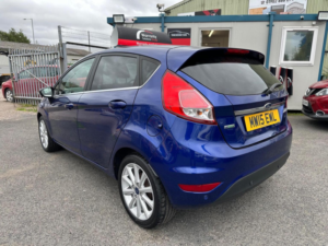 2015 Ford Fiesta 1.0t Ecoboost Titanium Euro 6 (s/s) 5dr in Blue — image 4