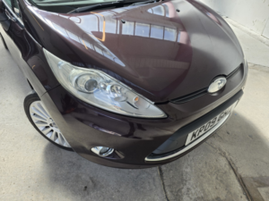 2009 Ford Fiesta 1.4 Titanium in Red — image 2