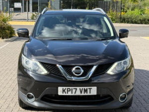 2017 Nissan Qashqai 1.6 Dci Tekna Xtron 2WD Euro 6 (s/s) 5dr in Black — image 6