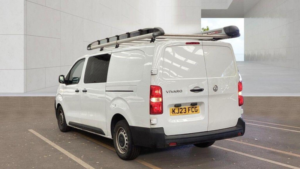 2023 Vauxhall Vivaro 2.0 Turbo D 3100 Prime Crew Van L2 H1 Euro 6 6dr in White — image 3
