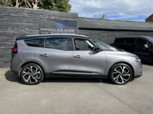2017 Renault Grand Scenic 1.6 Signature Nav Dci 160 Auto Edc in Grey — image 2