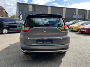 2017 Renault Grand Scenic 1.6 Signature Nav Dci 160 Auto Edc in Grey — image 4