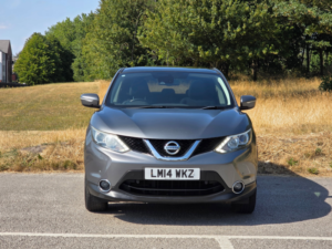 2014 Nissan Qashqai 1.5 Dci Acenta Premium SUV 5dr Diesel Manual 2WD Euro 5 (s/s) (110 Ps) in Grey — image 2