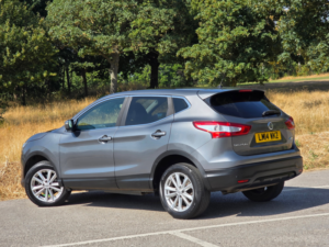 2014 Nissan Qashqai 1.5 Dci Acenta Premium SUV 5dr Diesel Manual 2WD Euro 5 (s/s) (110 Ps) in Grey — image 5