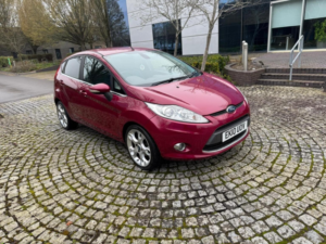 2010 Ford Fiesta 1.6 Titanium 5dr in Red — image 2