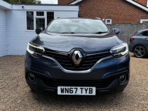 2017 Renault Kadjar 1.2 Tce Dynamique Nav Euro 6 (s/s) 5dr in Grey — image 2