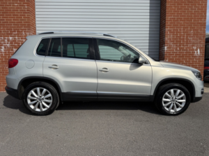 2014 Volkswagen Tiguan 2.0 Tdi Bluemotion Tech Match in Silver — image 3