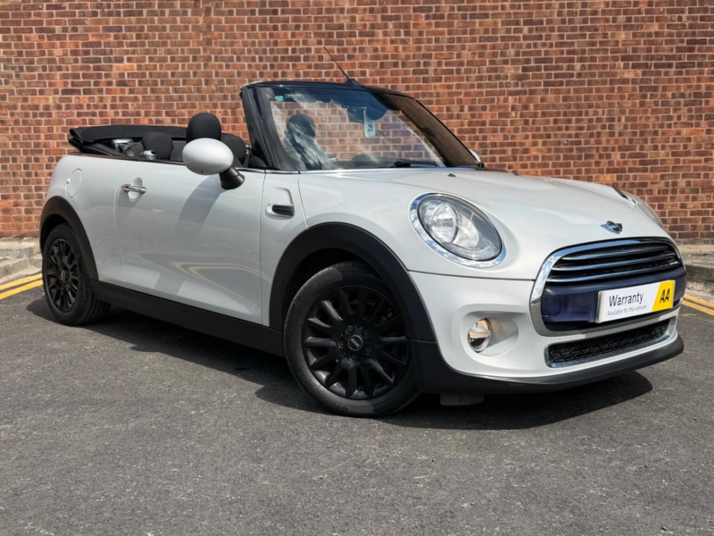 2017 MINI Convertible 1.5 Cooper Auto Euro 6 (s/s) 2dr in White — image 1