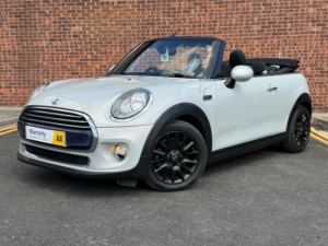 2017 MINI Convertible 1.5 Cooper Auto Euro 6 (s/s) 2dr in White — image 4