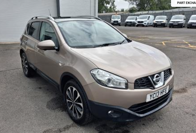 2013 Nissan Qashqai 2.0 N-Tec+ in Beige — image 1