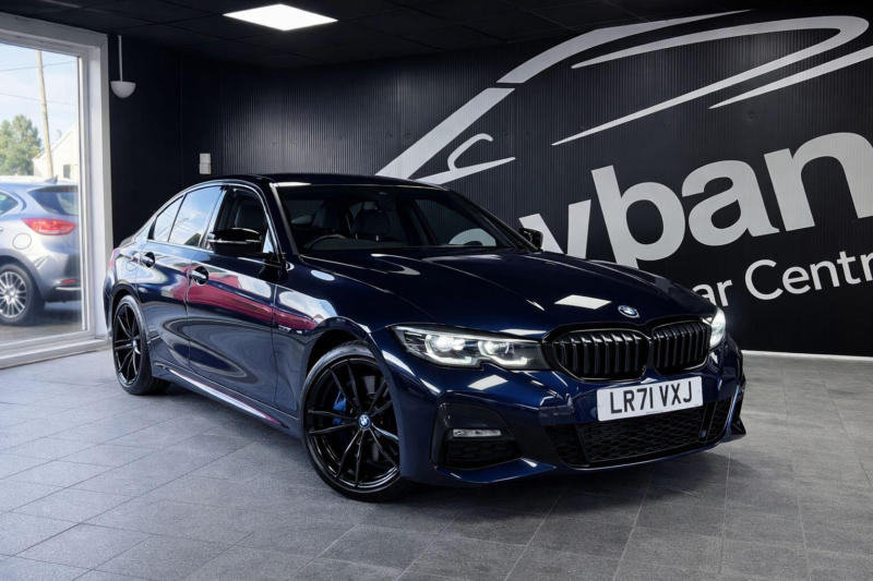 2021 BMW 3 Series 2.0 330e 12kwh M Sport Pro Edition Auto Euro 6 (s/s) 4dr in Blue — image 1