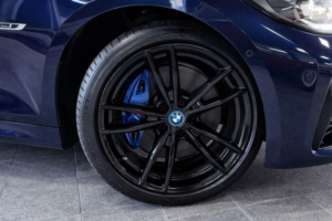 2021 BMW 3 Series 2.0 330e 12kwh M Sport Pro Edition Auto Euro 6 (s/s) 4dr in Blue — image 3