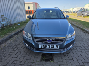 2013 Volvo V70 2.0 D3 Se Lux in Blue — image 4