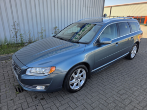 2013 Volvo V70 2.0 D3 Se Lux in Blue — image 5