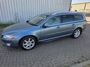 2013 Volvo V70 2.0 D3 Se Lux in Blue — image 6