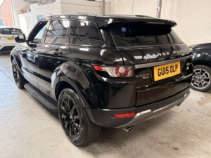 2015 Land Rover Range Rover Evoque 2.2 Sd4 Pure Tech in Black — image 3