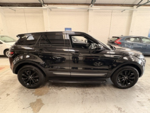 2015 Land Rover Range Rover Evoque 2.2 Sd4 Pure Tech in Black — image 6