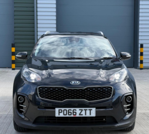 2016 Kia Sportage 1.7 Crdi 2 Euro 6 (s/s) 5dr in Black — image 6