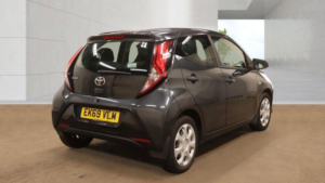 2020 Toyota Aygo 1.0 Vvt-I X-Play Euro 6 5dr in Grey — image 5