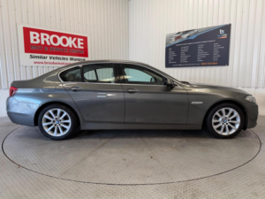 2015 BMW 5 Series 2.0 520d Luxury Auto Euro 6 (s/s) 4dr in Grey — image 3