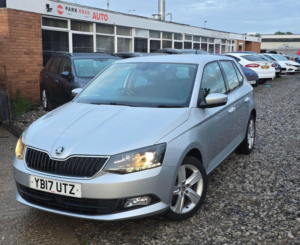 2017 Skoda Fabia 1.2 Tsi Se L Euro 6 (s/s) 5dr in Silver — image 3