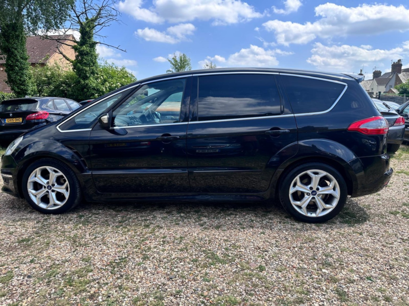2014 Ford S-Max 2.2 Tdci Titanium X Sport in Black — image 1