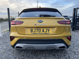 2020 Kia Xceed 1.0 T-Gdi Edition in Yellow — image 6