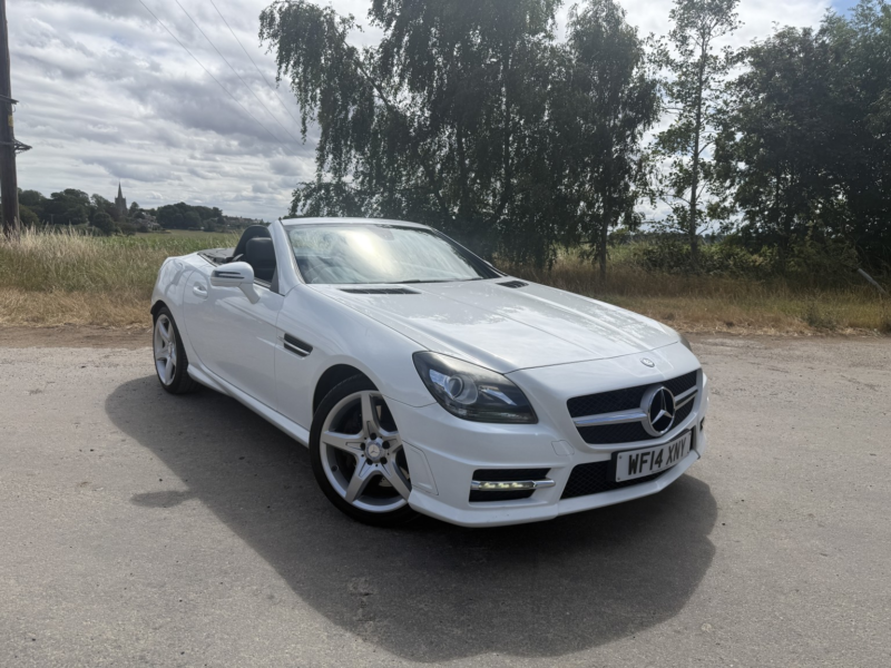 2014 Mercedes-Benz Slk 2.1 Slk250 Cdi Amg Sport in White — image 1