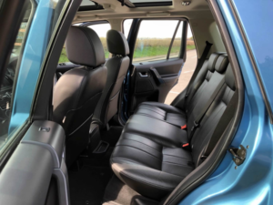 2014 Land Rover Freelander 2 2.2 Td4 Xs Turbo Diesel Automatic 4x4 - Land Rover Service History - 78000 Miles in Blue — image 5