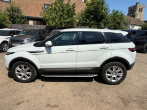 2017 Land Rover Range Rover Evoque Ed4 Se in White — image 4