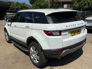 2017 Land Rover Range Rover Evoque Ed4 Se in White — image 5