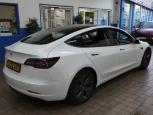 2022 Tesla Model 3 Standard Range Plus Saloon 4dr Electric Auto Rwd (241 Bhp) in White — image 6