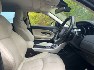 2016 Land Rover Range Rover Evoque 2.0 Td4 Hse Dynamic SUV 5dr Diesel Auto 4WD Euro 6 (s/s) (180 Ps) in Black — image 3