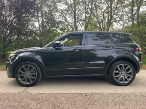2016 Land Rover Range Rover Evoque 2.0 Td4 Hse Dynamic SUV 5dr Diesel Auto 4WD Euro 6 (s/s) (180 Ps) in Black — image 5
