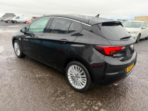 2019 Vauxhall Astra 1.6i Turbo Gpf Elite Nav Euro 6 (s/s) 5dr in Black — image 6