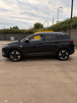 2021 Vauxhall Grandland X 1.2 Turbo Griffin Edition SUV 5dr Petrol Manual Euro 6 (s/s) (130 Ps) in Black — image 2