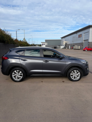 2019 Hyundai Tucson 1.6 Gdi Se Nav SUV 5dr Petrol Manual Euro 6 (s/s) (132 Ps) in Grey — image 6