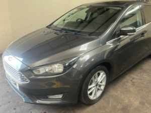 2016 Ford Focus 1.0t Ecoboost Zetec Euro 6 (s/s) 5dr in Grey — image 2
