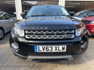 2013 Land Rover Range Rover Evoque 2.2 Sd4 Pure Tech in Black — image 2