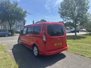 2021 Ford Tourneo Connect Titanium 2.5 LPG 5dr in Red — image 6