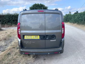 2017 Fiat Doblo 1.6 Multijetii 16v Maxi Sx L2 H1 6dr in Grey — image 5