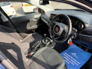 2017 Fiat Tipo 1.4 Tipo Hatchback 1.4 95hp Lounge in Blue — image 3