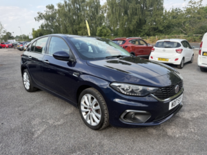 2017 Fiat Tipo 1.4 Tipo Hatchback 1.4 95hp Lounge in Blue — image 4