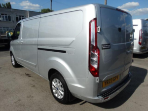 2023 Ford Transit Custom 2.0 300 Ecoblue Limited L2 H1 Euro 6 (s/s) 5dr in Silver — image 6