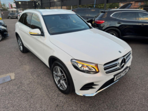 2017 Mercedes-Benz Glc 2.1 Glc250d Amg Line G-Tronic 4matic Euro 6 (s/s) 5dr in White — image 5